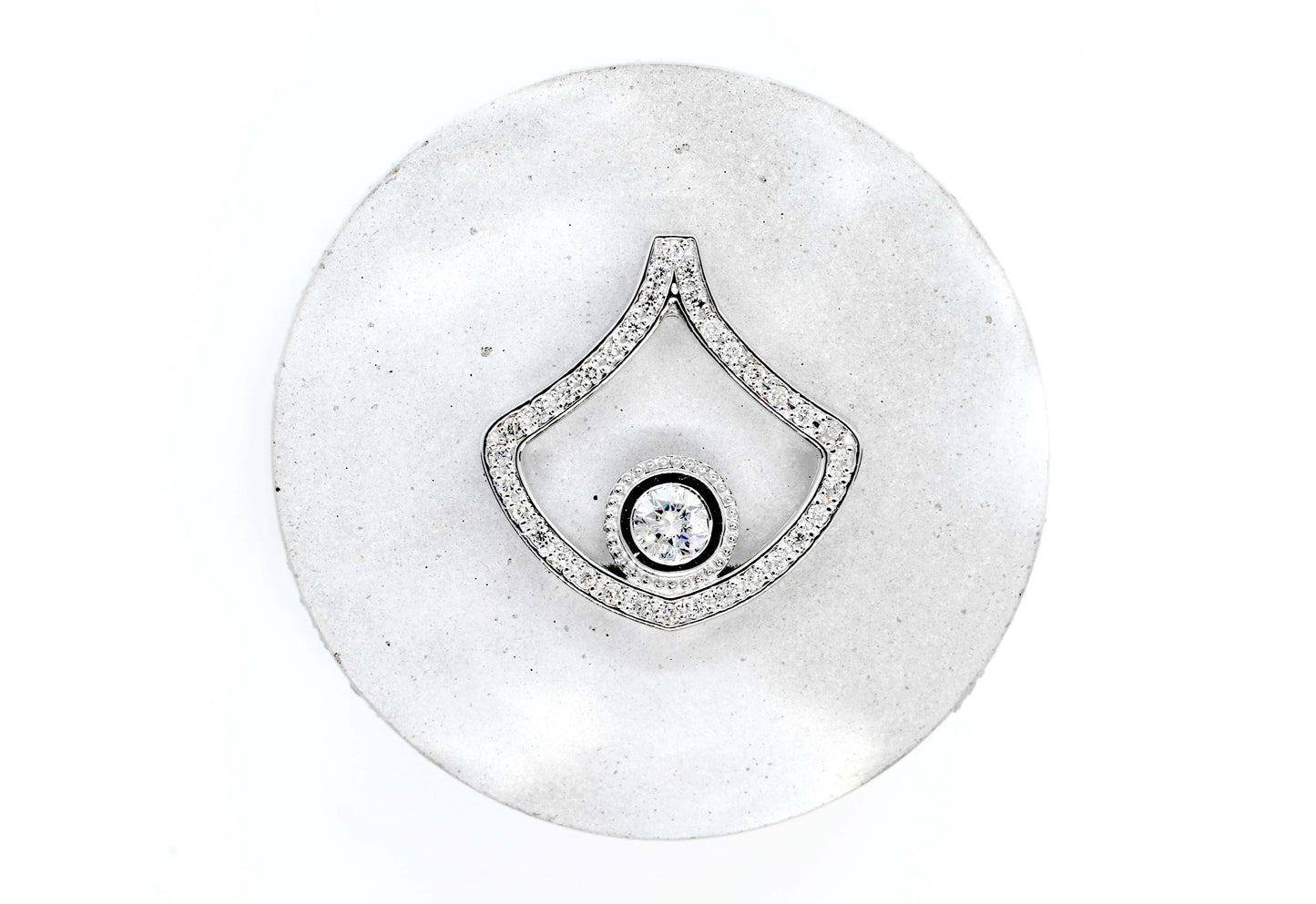 Pendulum Pendant