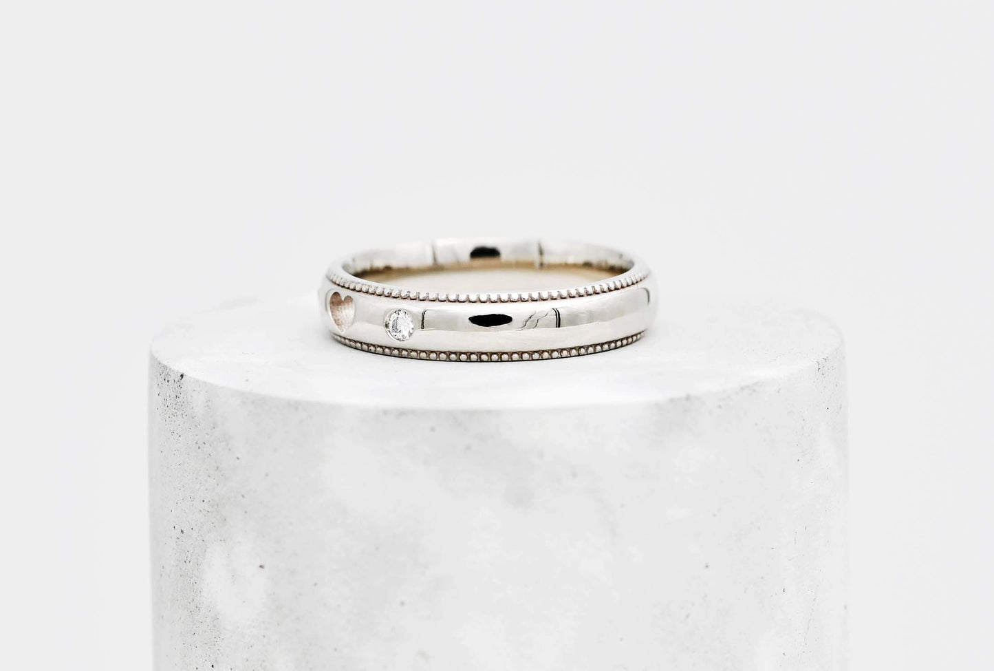Heart Band Woman