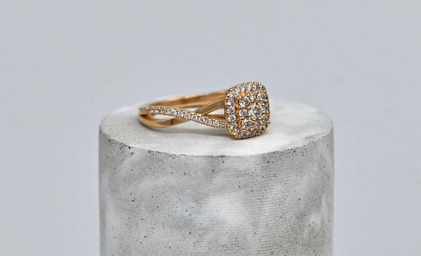 Dara Engagement Ring