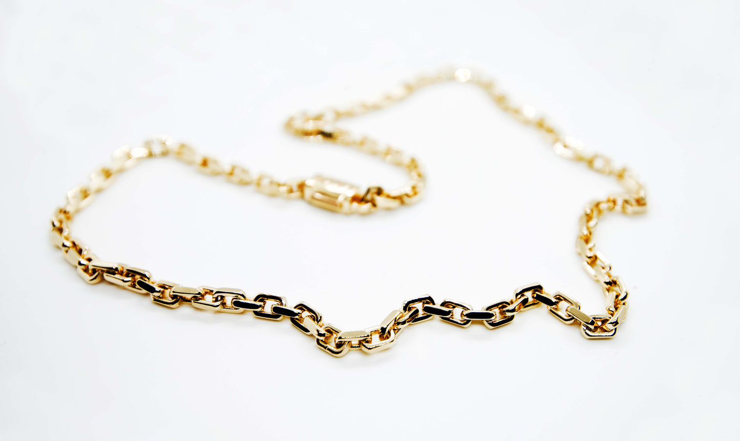 Box Rectangular Gold Chain
